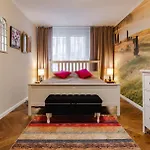 Wojciecha 9b3 Toskanskie - Srodmiescie 70m2 * גדינייה