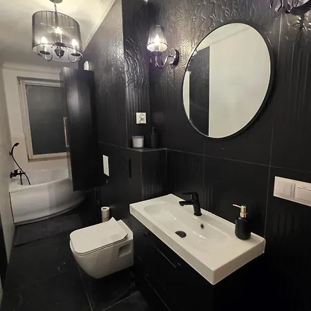 Lejlighed Wojciecha 9b3 Toskanskie - Srodmiescie 70m2 *