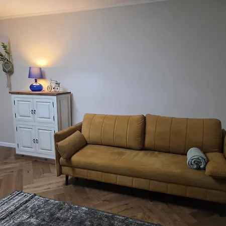 Daire Wojciecha 9b 3 - Srodmiescie 70m2