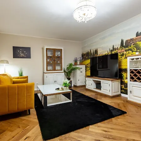 Wojciecha 9b3 Toskanskie - Srodmiescie 70m2 Lägenhet